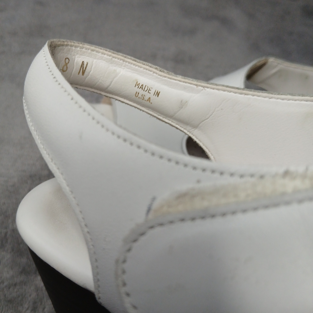 SAS‎ White Leather Sandals - Picture 13 of 16
